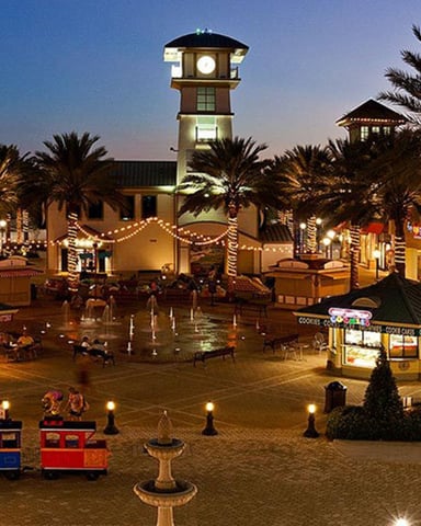 Destin Commons open-air shopping