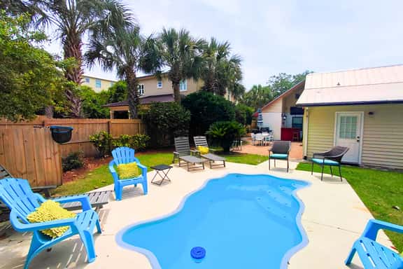 Crystal Beach Bungalow - Image 1