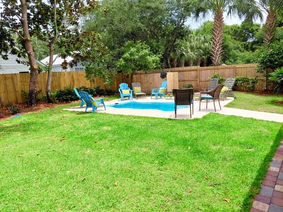 Crystal Beach Bungalow - Image 2