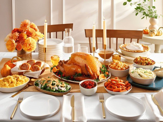 Thanksgiving in Destin: White Sand, Coastal Feasts, and Home Comforts